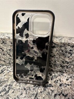OtterBox Clear Case with Black Cowhide Spot Pattern